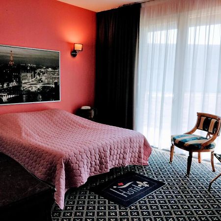 Hotel Fleur de Lys Bailleul  Eksteriør billede